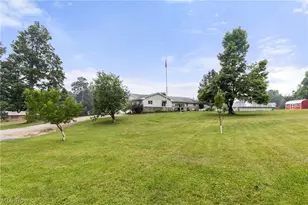 8060 Sigle Ln, Poland, OH 44514 - Photo 10
