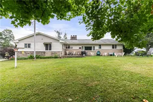 8060 Sigle Ln, Poland, OH 44514 - Photo 6