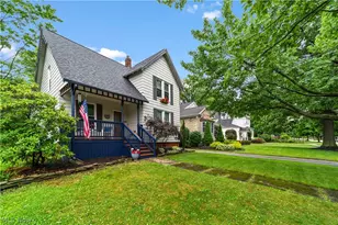 4721 Maple St, Willoughby, OH 44094 - Photo 2