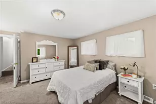 4721 Maple St, Willoughby, OH 44094 - Photo 32