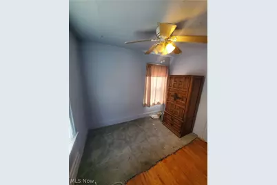 1439 Clermont, Loveland, OH 44110 - Photo 20