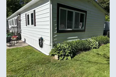 220 Greenbriar #73, Elyria, OH 44035 - Photo 2