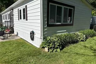 220 Greenbriar, Elyria, OH 44035 - Photo 2
