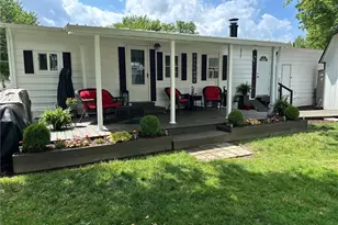 220 Greenbriar, Elyria, OH 44035 - Photo 4