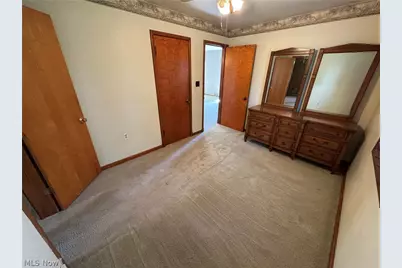 69420 Blaine Chermont Road, Bridgeport, OH 43912 - Photo 28