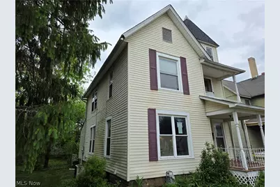 214 W Church Street, Newcomerstown, OH 43832 - Photo 2