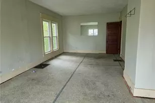 214 W Church St, Newcomerstown, OH 43832 - Photo 22