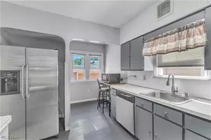 12401 Brighton Ave, Loveland, OH 44111 - Photo 6