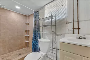 12401 Brighton Ave, Loveland, OH 44111 - Photo 16