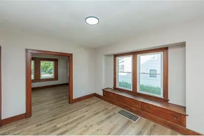 2233 E 33rd Street, Lorain, OH 44055 - Photo 14
