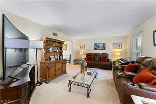 147 Mayflower Dr, Boardman, OH 44512 - Photo 2
