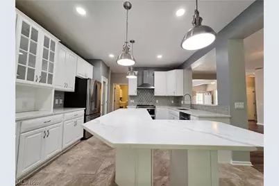 1901 Pembrooke Lane, Avon, OH 44011 - Photo 16