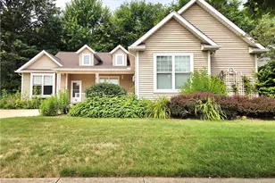1901 Pembrooke Ln, Avon, OH 44011 - Photo 4