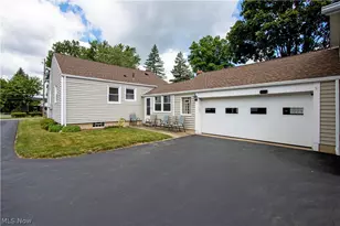 128 Woodlawn Ave NW, Canton, OH 44708 - Photo 2