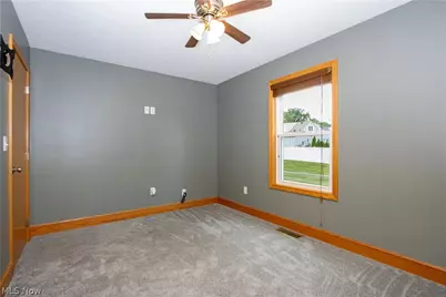128 Woodlawn Avenue NW, Canton, OH 44708 - Photo 14