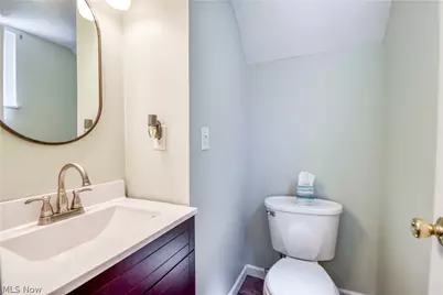 682 Iroquois Trail, Willoughby, OH 44094 - Photo 14