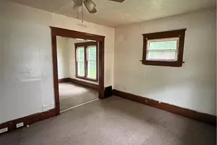 107 W Dalton St, Akron, OH 44310 - Photo 2