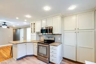 904 Woodside Ave SE, North Canton, OH 44720 - Photo 10