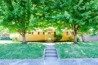904 Woodside Avenue SE, North Canton, OH 44720 - Photo 1