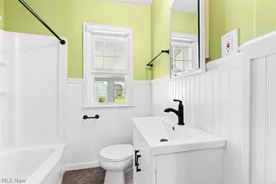 2585 25th Street, Cuyahoga Falls, OH 44223 - Photo 18