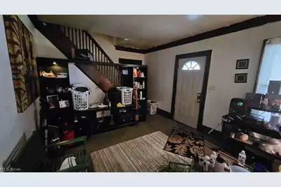 702 W Thornton Street, Akron, OH 44307 - Photo 2