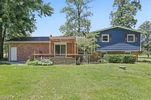 6000 Oakhill Ave NE, Alliance, OH 44601 - Photo 2