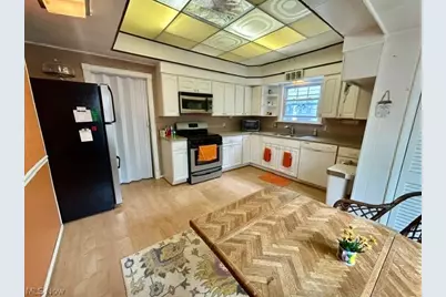 9902 Adams Avenue, Loveland, OH 44108 - Photo 10