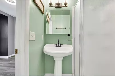 702 16th Street, Cambridge, OH 43725 - Photo 18
