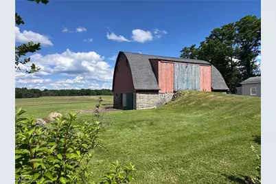 7305 S Duck Creek Road, Berlin Center, OH 44401 - Photo 20