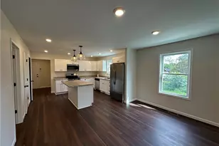 363 Sexton St, Struthers, OH 44471 - Photo 6