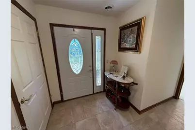 725 Dale Avenue NW, Strasburg, OH 44680 - Photo 4