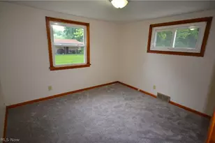 511 Ewart Rd, Akron, OH 44312 - Photo 12