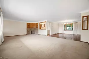 1885 W Sprague Rd, Grandview Heights, OH 44147 - Photo 6