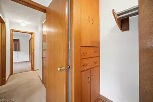 1885 W Sprague Rd, Grandview Heights, OH 44147 - Photo 22