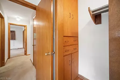 1885 W Sprague Road, Grandview Heights, OH 44147 - Photo 22