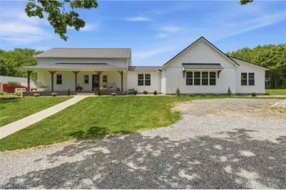 1219 9th Street SW, Massillon, OH 44647 - Photo 1