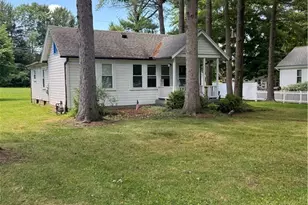 134 Ravenna St, Hudson, OH 44236 - Photo 2