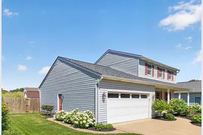 125 Queen Anne Circle, Elyria, OH 44035 - Photo 4