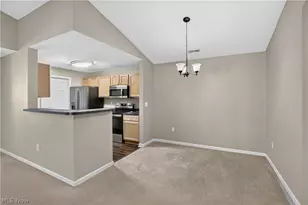 3324 Lenox Village Dr, Fairlawn, OH 44333 - Photo 8