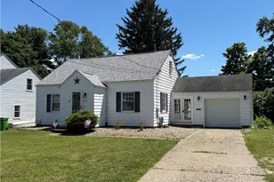 210 Woodrow St NW, North Canton, OH 44720 - Photo 4