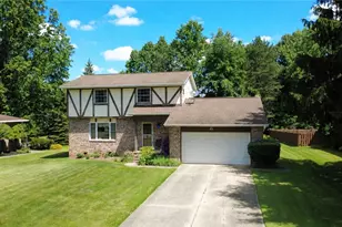 8893 Whiteoak Dr, Twinsburg, OH 44087 - Photo 1