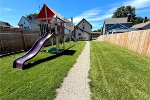 151 Beaver Ave NE, New Philadelphia, OH 44663 - Photo 2