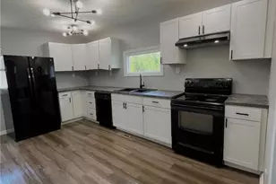 1554 Wheeling Ave, Zanesville, OH 43701 - Photo 12