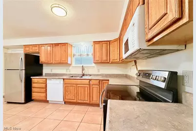 613 McKenna Drive, Williamstown, WV 26187 - Photo 8
