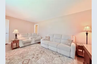 613 McKenna Drive, Williamstown, WV 26187 - Photo 4
