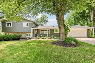3312 Bancroft Rd, Fairlawn, OH 44333 - Photo 1