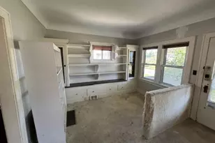 19205 Arrowhead Ave, Loveland, OH 44119 - Photo 8
