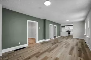 1939 W 54th St, Loveland, OH 44102 - Photo 10