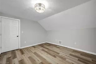 1939 W 54th St, Loveland, OH 44102 - Photo 24