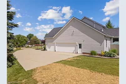 4448 Red Panda Circle NW, Massillon, OH 44646 - Photo 44